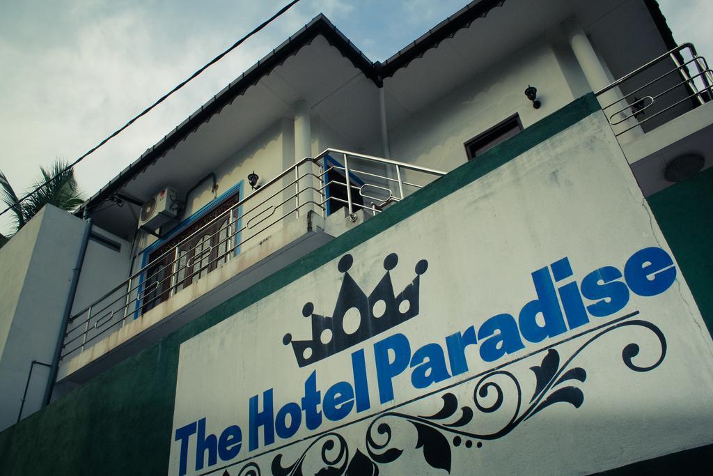 The Hotel Paradise Катунаяка Екстер'єр фото