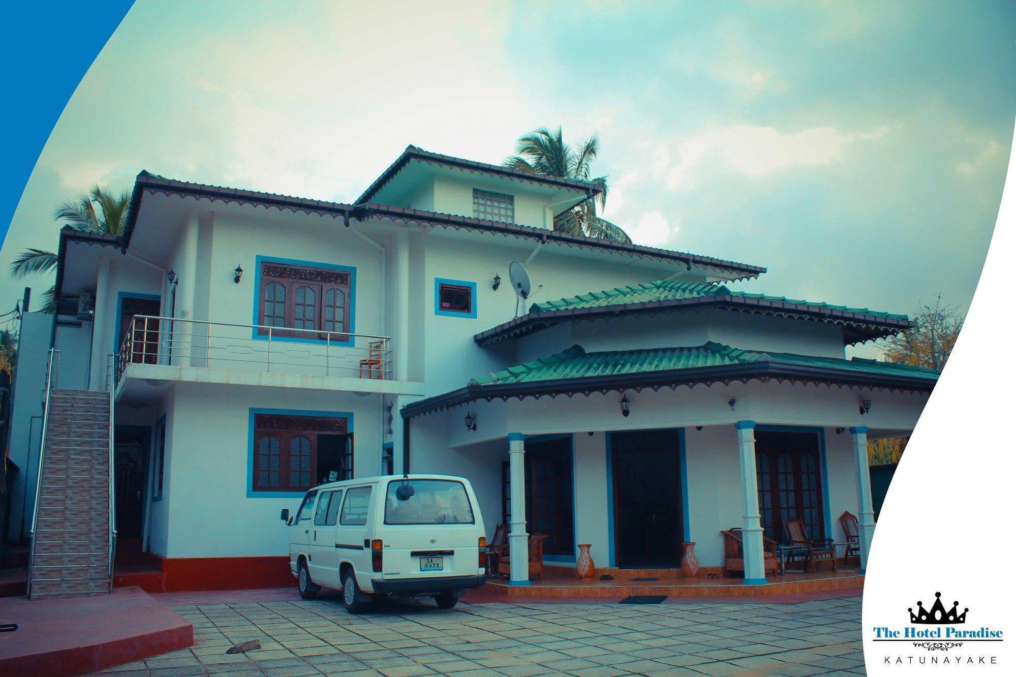 The Hotel Paradise Катунаяка Екстер'єр фото